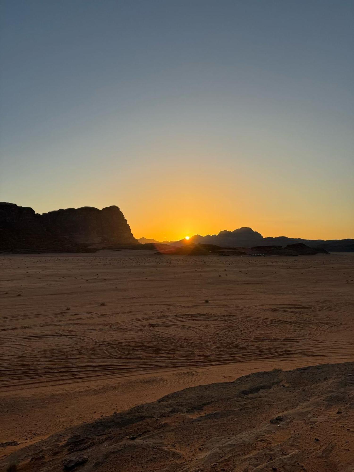 Sunrise Luxury Camp Hotel Wadi Rum Exterior foto