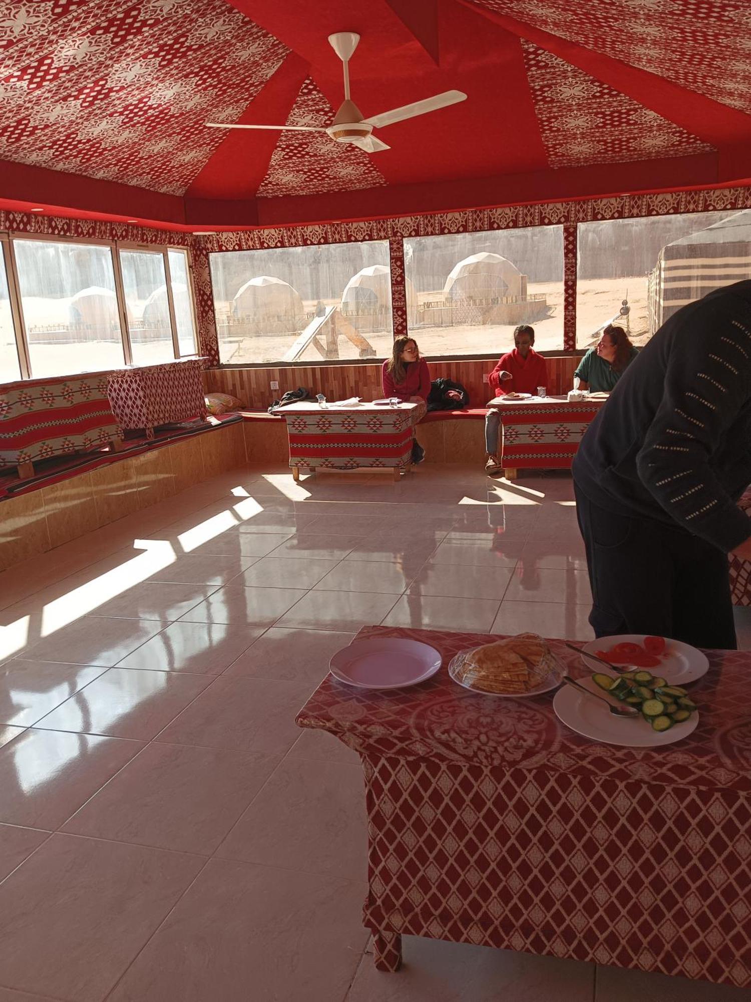 Sunrise Luxury Camp Hotel Wadi Rum Exterior foto